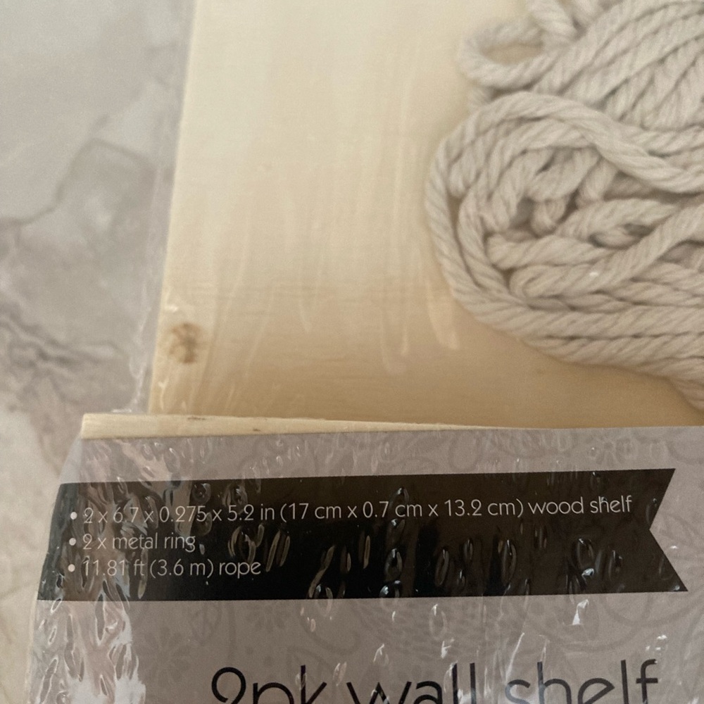 wood shelf - Picture 6 of 7